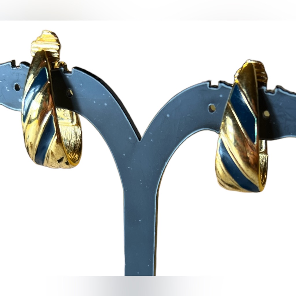 Monet Signed Blue Enamel Gold Tone Clip On Earrings Vintage